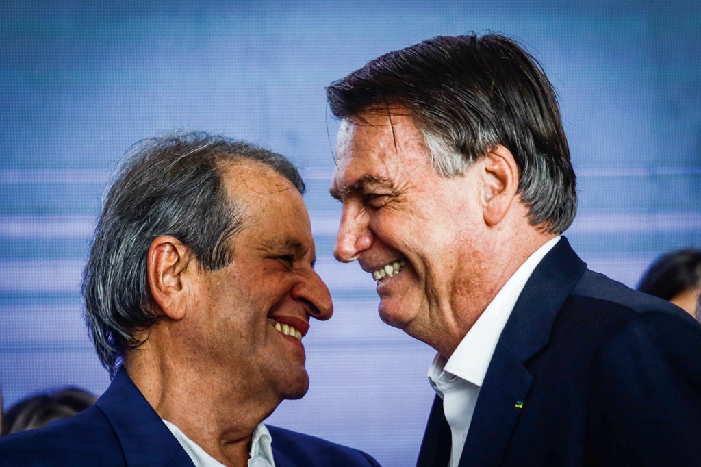 SORRISOS - Valdemar e Bolsonaro: resultado de pesquisa agradou a caciques