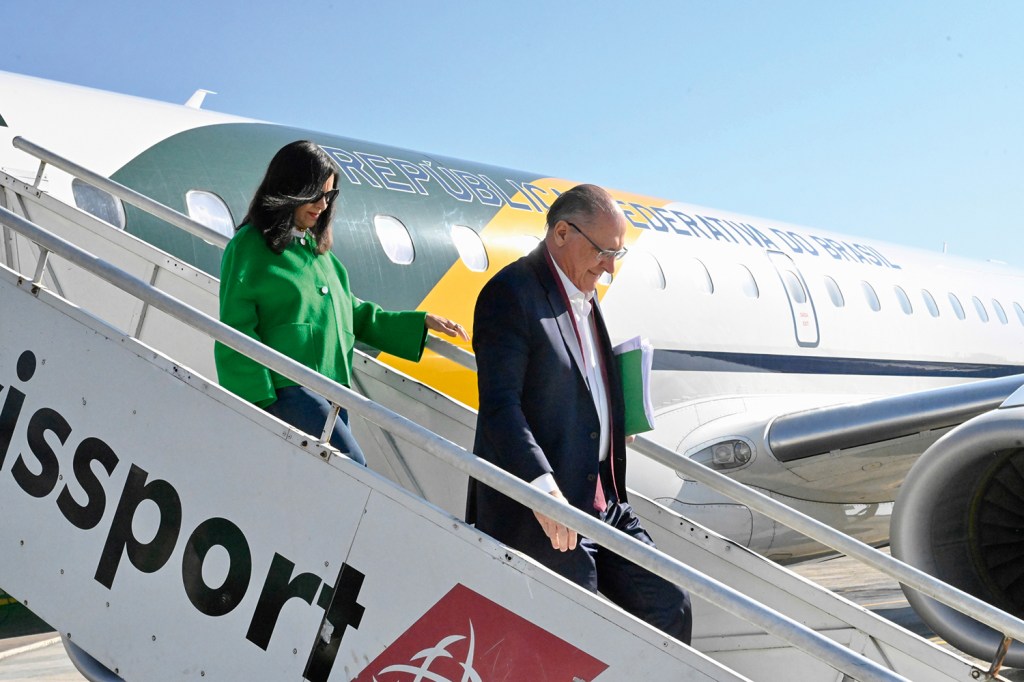 2a-D-1-GERALDO-ALCKMIN-E-DONA-LU-53134278634.jpg NA POPA - Alckmin e Dona Lu: ações sociais sem alarde e sem qualquer conotação política