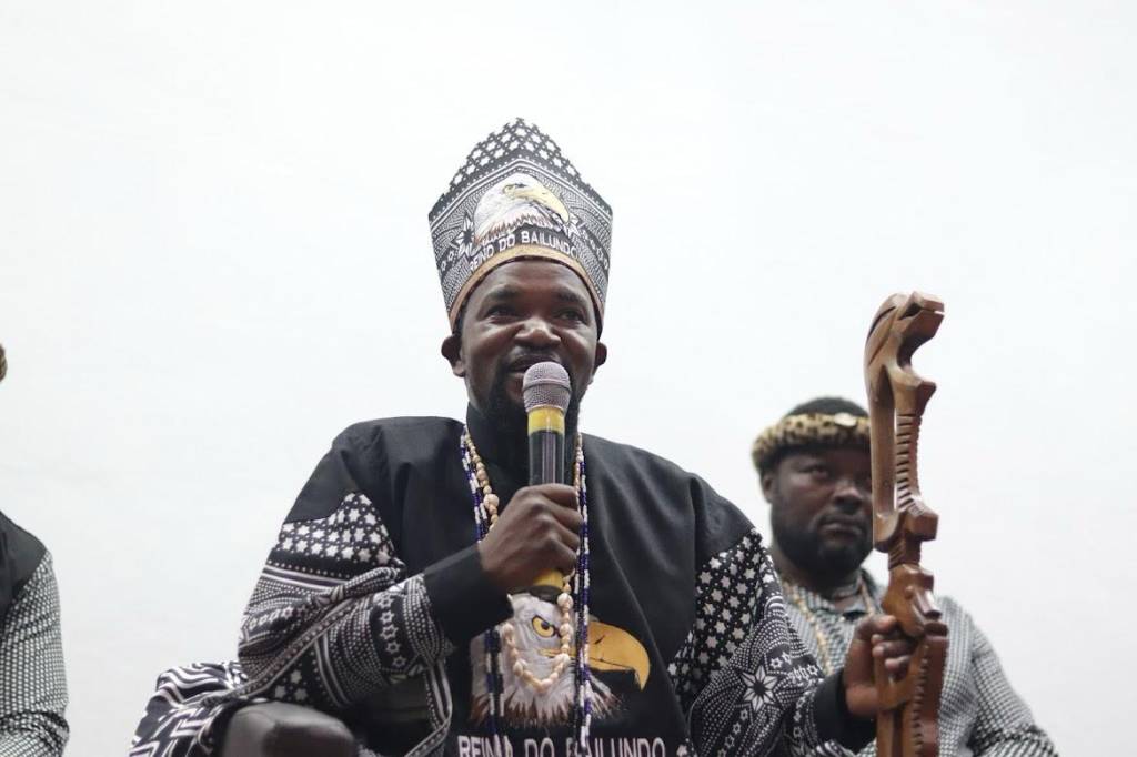 Como foi a primeira visita do rei de Angola ao Brasil