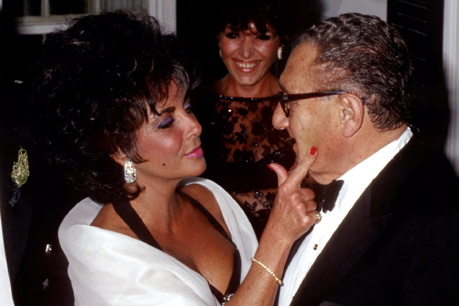 Elizabeth Taylor e Henry Kissinger