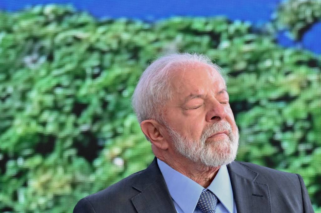 Aprovação de Lula chega ao pior patamar desde 2003, diz Datafolha