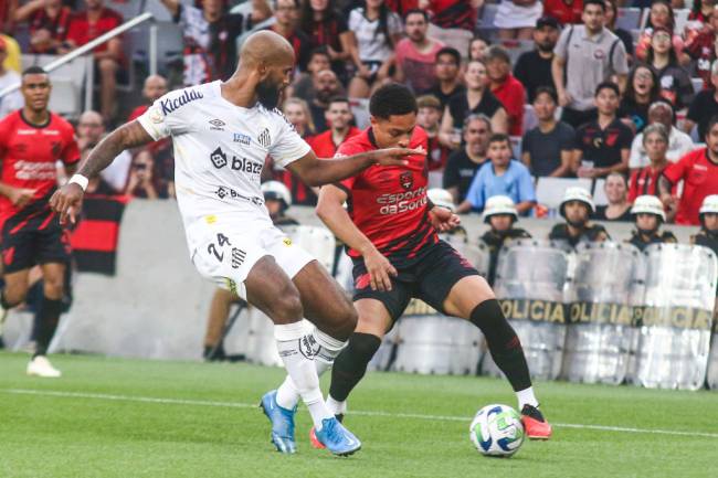 Athletico PR v Santos – Brazilian League Serie A 2023 Round 37 Athletico PR v Santos – Brazilian League Serie A 2023 Round 37