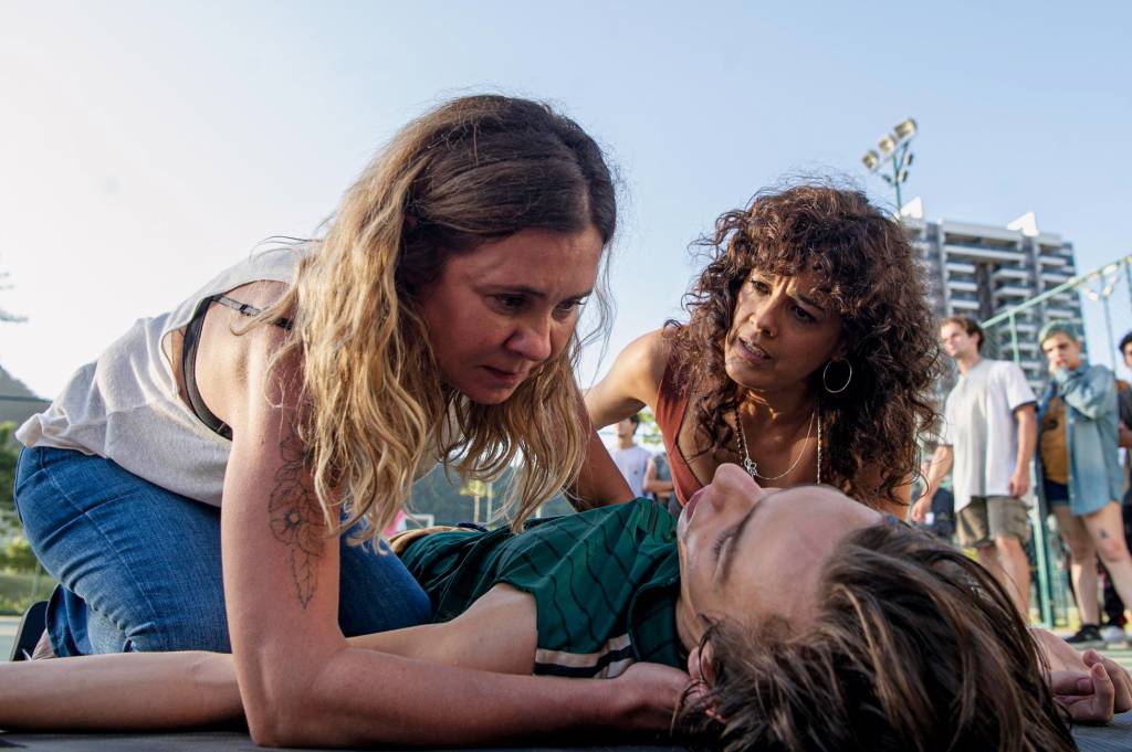 ‘Os Outros’: o que está por trás da audiência baixa da série na TV aberta