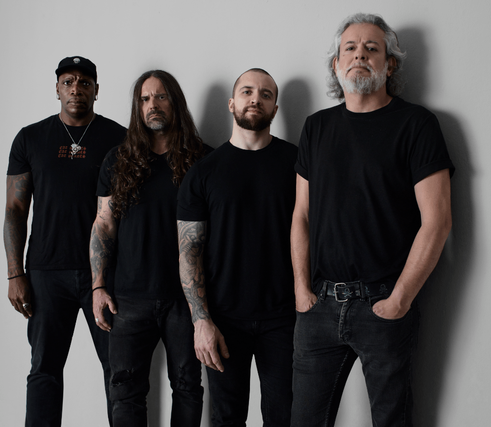 Sepultura anuncia fim da banda e turnê de despedida em 2024