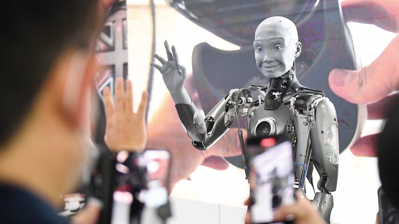 FASCÍNIO - Robô apresentado na CES: no futuro, a IA terá se infiltrado em todos os aspectos do cotidiano