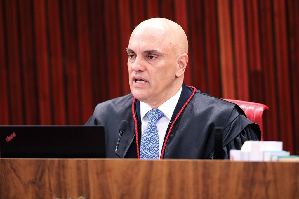 DE OLHO - Alexandre de Moraes, presidente do TSE: Corte prepara resolução
