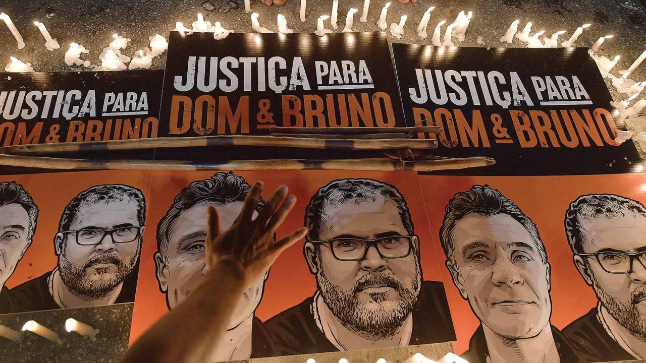 LONGA ESPERA - Ato em São Paulo pede esclarecimento do caso: apuração já tem dezenove meses