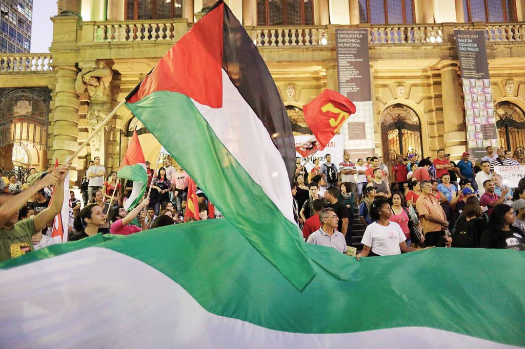 BANDEIRA DA DISCÓRDIA - Manifestação de partidos de esquerda pró-Palestina: os evangélicos apoiam Israel