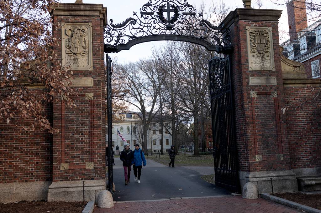 Universidades dos EUA têm maior queda de alunos estrangeiros em mais de uma década