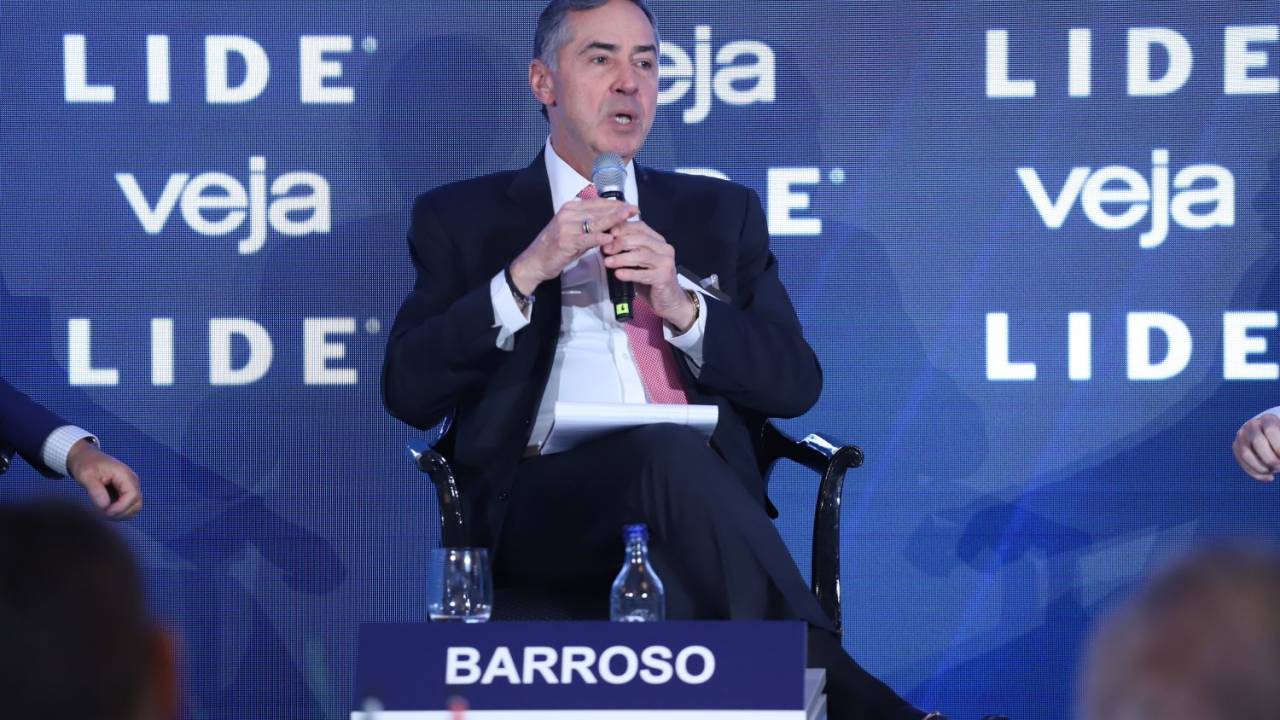 Luis Roberto Barroso no fórum VEJA/Lide em Zurique