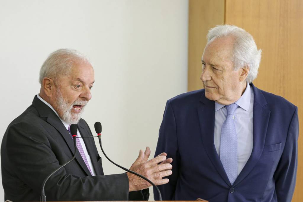 Lula manda Lewandowski e diretor da PF ao Rio para reunião com governador