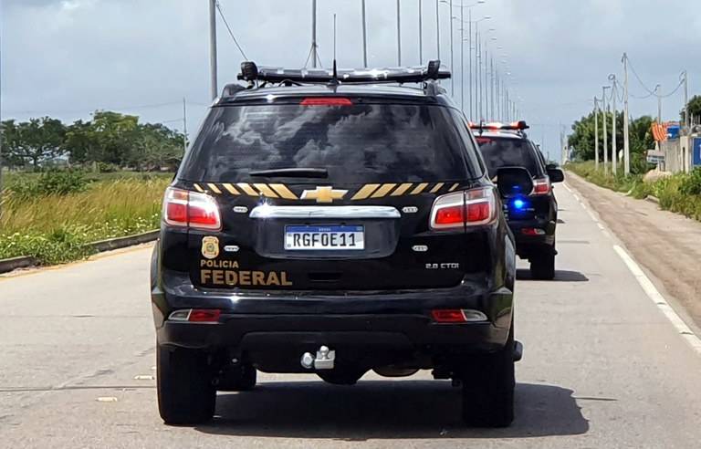 Operação da PF mira desvio de R$ 35 milhões de fundos do Pros