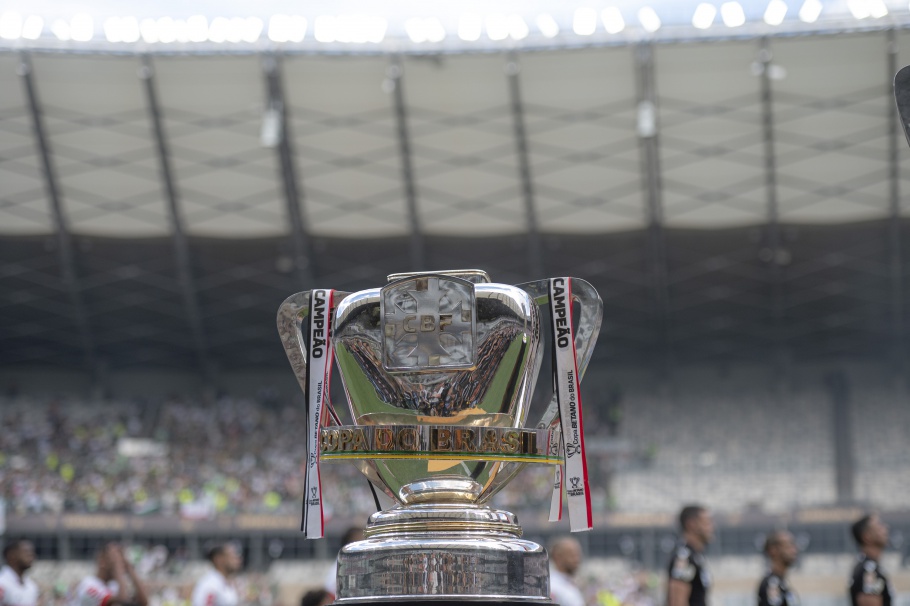 Taça da Copa do Brasil, vencida em 2023 pelo São Paulo -