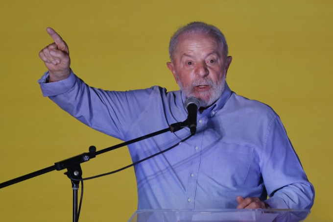 O presidente Luiz Inácio Lula da Silva durante lançamento da Seleção Petrobras Cultural (23/02/2024)