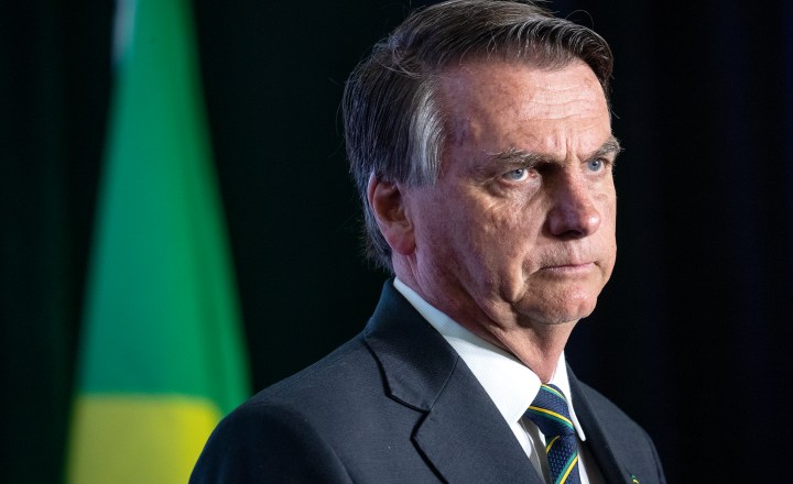 PF desiste de indiciar Bolsonaro no caso de importunação a baleia | VEJA
