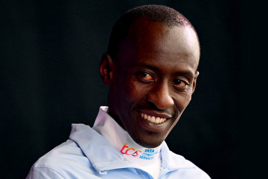 TRAGÉDIA - Kelvin Kiptum, 24 anos, queniano recordista mundial da maratona: morte em acidente de carro