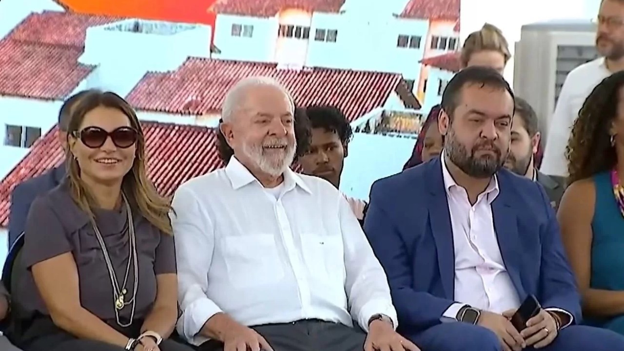 A primeira dama, Janja, o presidente Lula e o governador Cláudio Castro