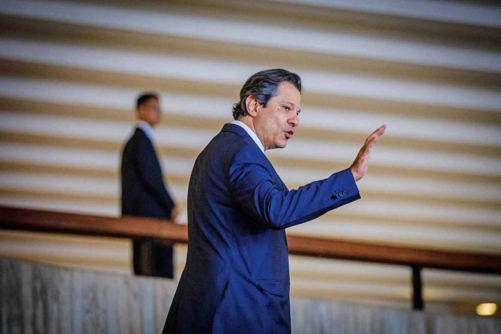 POL327463.JPG ARTICULADOR - Haddad: habilidoso no Congresso, enfrenta resistência à MP