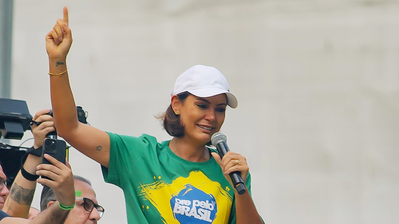 ENSAIO - Michelle: cotada para concorrer a vaga no Senado na hipótese de uma possível eleição suplementar no Paraná