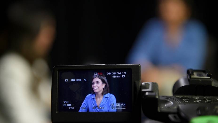 Tabata Amaral, durante entrevista no programa "Amarelas On Air", de Veja Tabata Amaral, durante entrevista no programa "Amarelas On Air", de Veja