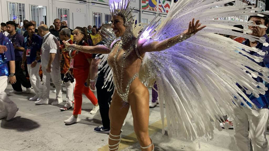 Porto da Pedra: a ‘profecia’ de Tati Minerato, primeira rainha a desfilar