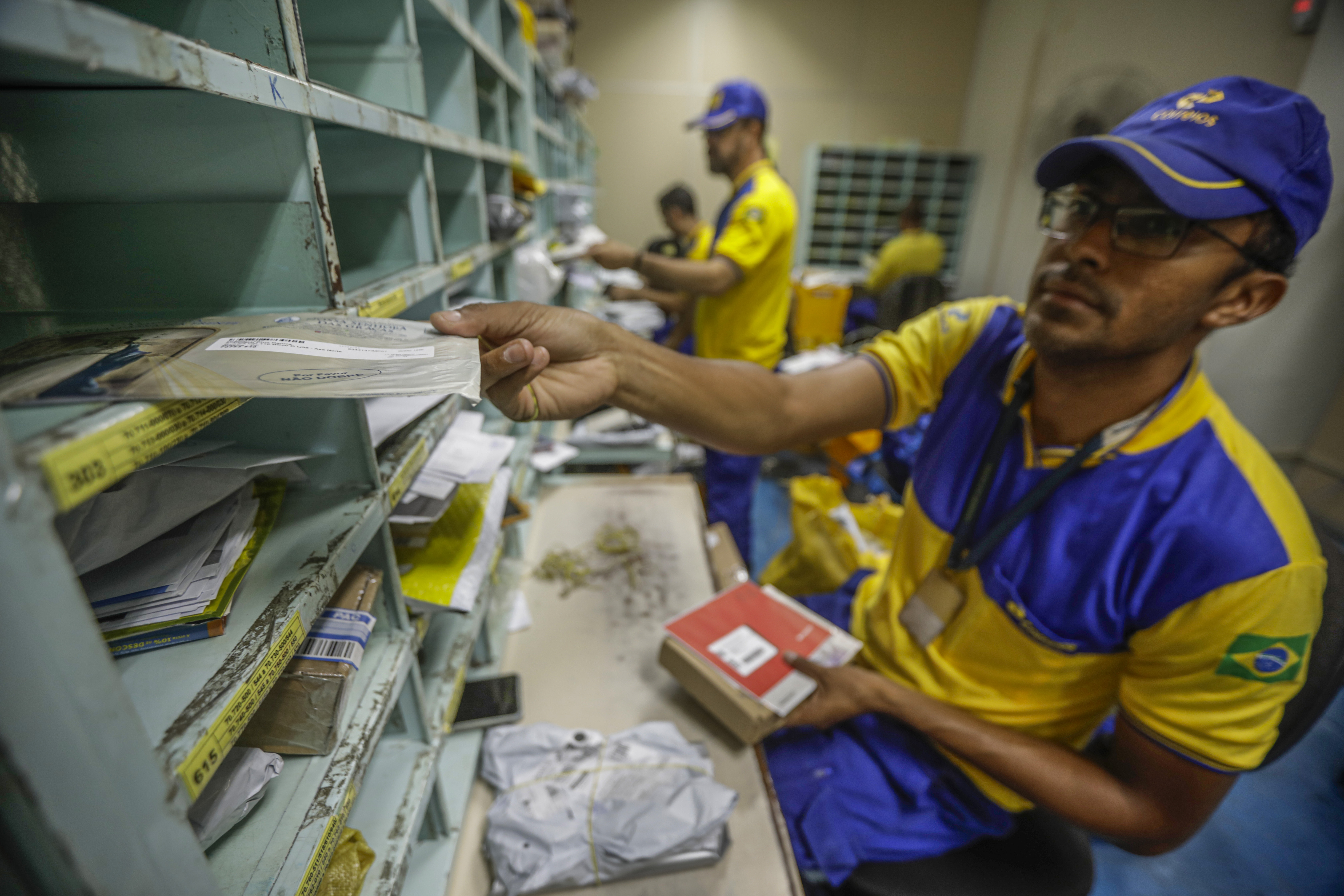 Associação processa Correios por retomada de repasses para plano de saúde