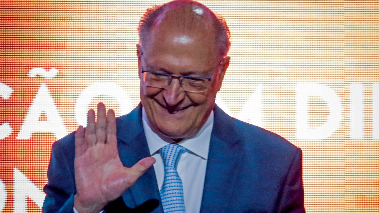 EMPURRÃO NO SETOR - Alckmin: crédito tributário para as montadoras