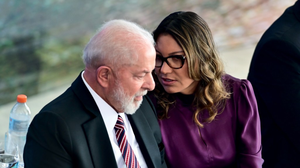 DECISÃO - Lula e Janja: primeira-dama foi a favor do retorno da alíquota zero