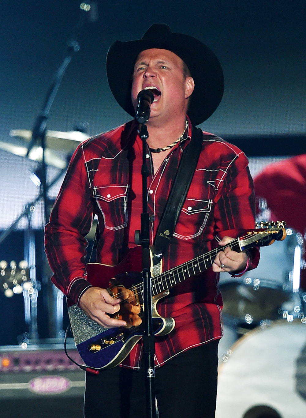 GettyImages-470407788.jpg ADAPTADO - Garth Brooks: maior astro do country atual se rebelou contra preconceitos
