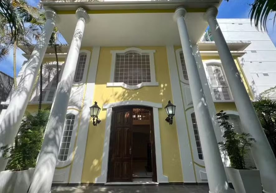 Por dentro da mansão de Glória Maria à venda por 13 milhões de reais