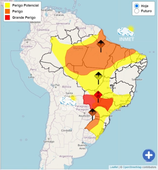 Mapa de riscos climáticos representando áreas com grande perigo de onda de calor (vermelho), perigo de chuvas intensas e tempestades (laranja) e perigo potencial de chuvas (amarelo)