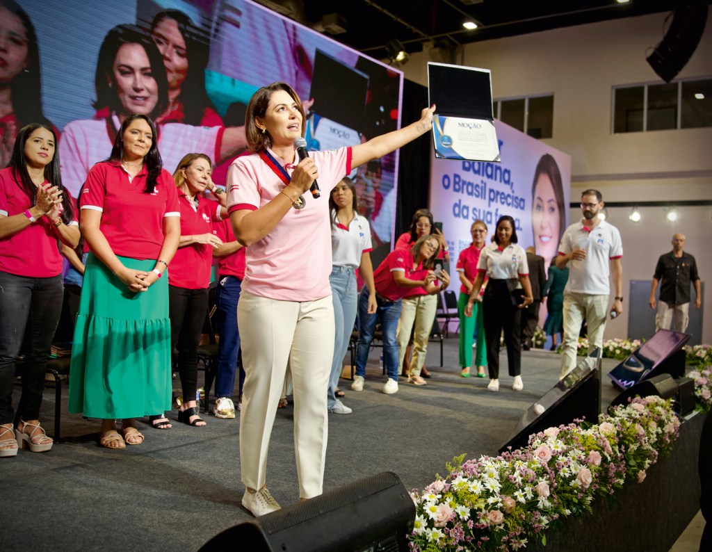 DE OLHO - Michelle na Bahia: região na mira do bolsonarismo