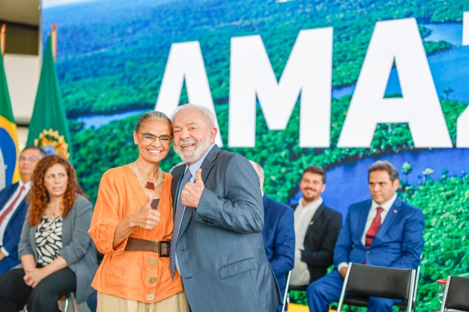 O presidente Lula e a ministra do Meio Ambiente e da Mudança do Clima, Marina Silva, durante cerimônia do Dia da Amazônia, no Palácio do Planalto, no dia 5 de setembro do ano passado