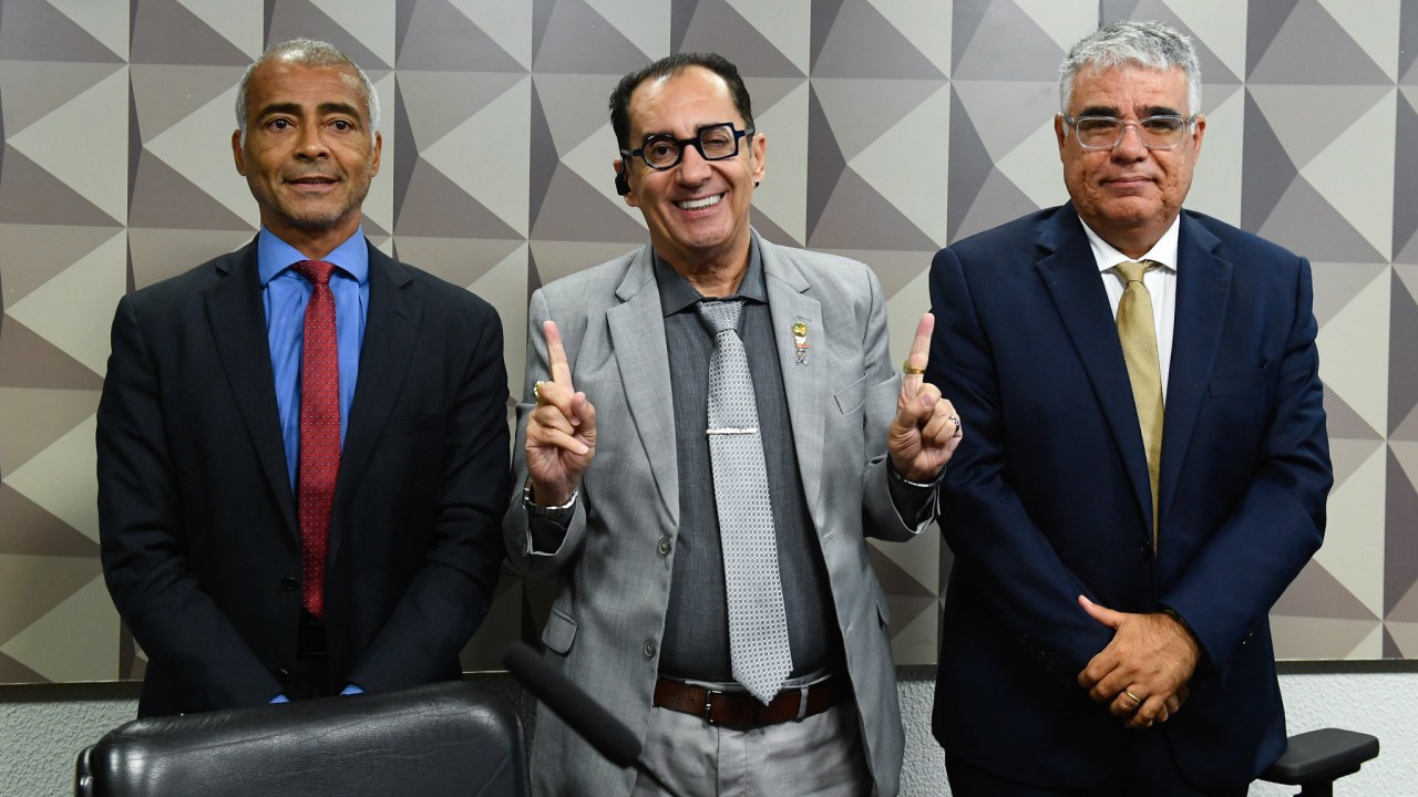 Romário, Kajuru e Eduardo Girão são relator, presidente e vice-presidente da CPI das Apostas Esportivas