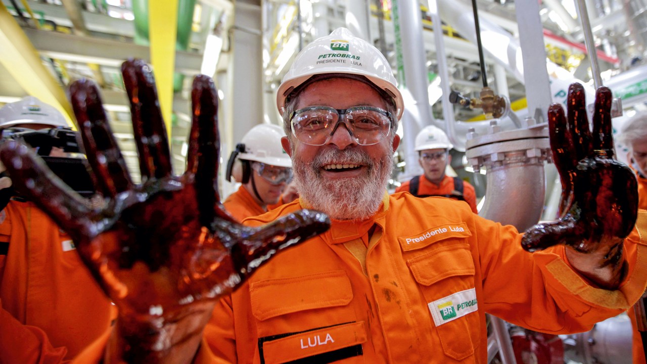 Lula e o óleo da Petrobras: emissão de carbono tem de diminuir