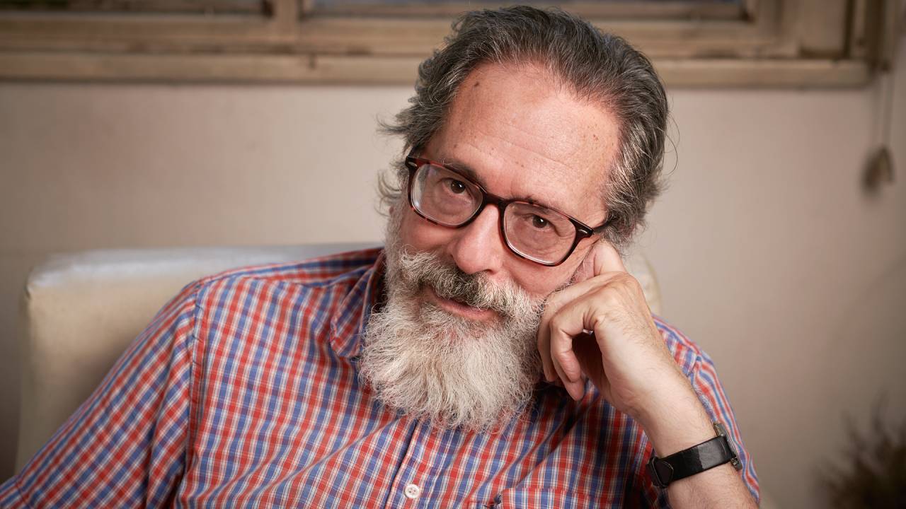 CRAQUE DAS LETRAS - O autor portenho: obras curtas produzidas em ritmo insano e método peculiar de autopromoção