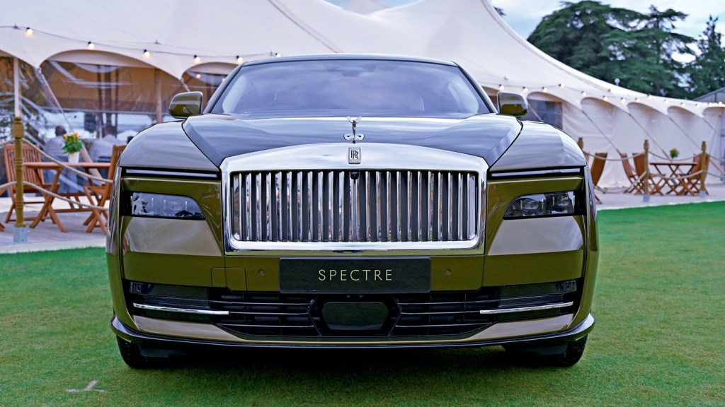 FUTURO - O Rolls-Royce Spectre elétrico: tão luxuoso quanto a versão a gasolina