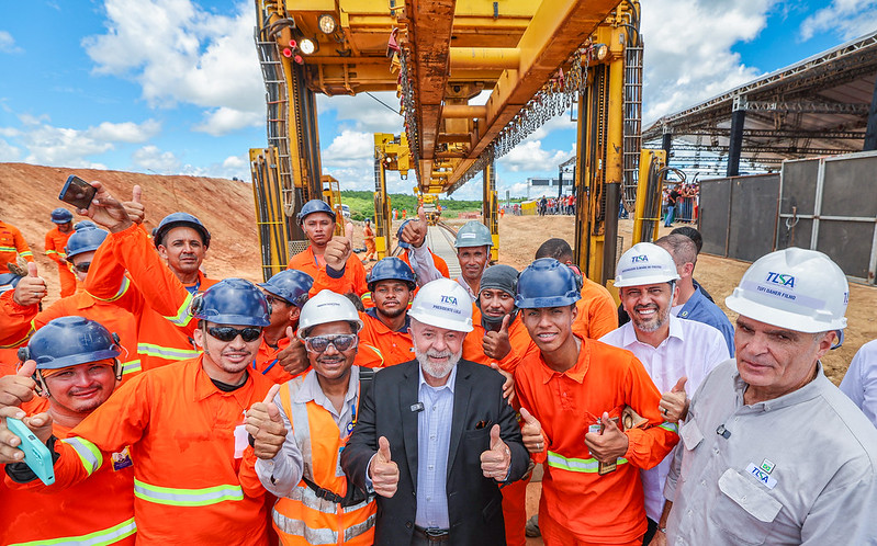 O presidente Luiz Inácio Lula da Silva, durante visita a obras da ferrovia Transnordestina
