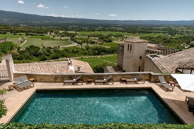 Hotel Crillon Le Brave, na Provence: experiência exclusiva