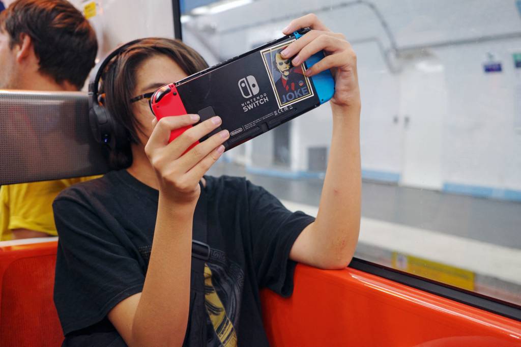 080_HL_MTIRLER_2156663.jpg POLIVALENTE - O Nintendo Switch, a versão mais recente da brincadeira: nas mãos ou acoplado a telas de televisores