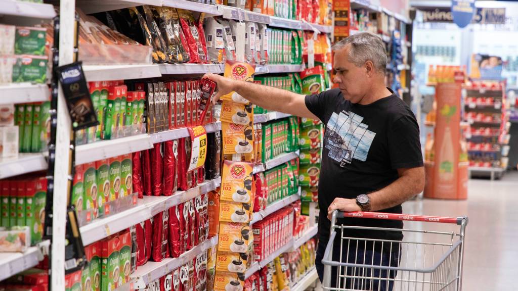 1866408_fotoarena.jpg À venda: pouca concorrência leva sempre a preços mais altos