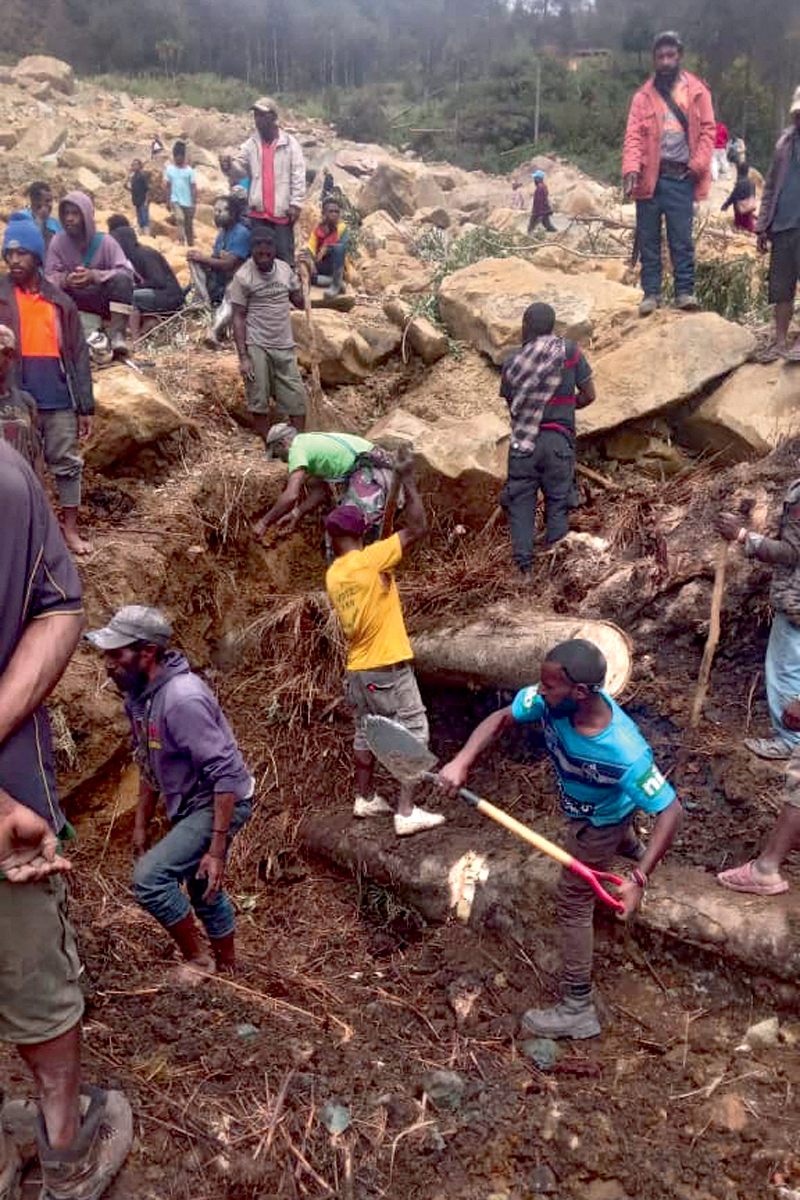 PNG-LANDSLIDE-RESCUE FORÇA DA NATUREZA - O deslizamento de terra em Papua-Nova Guiné, na Oceania: 2 000 mortos