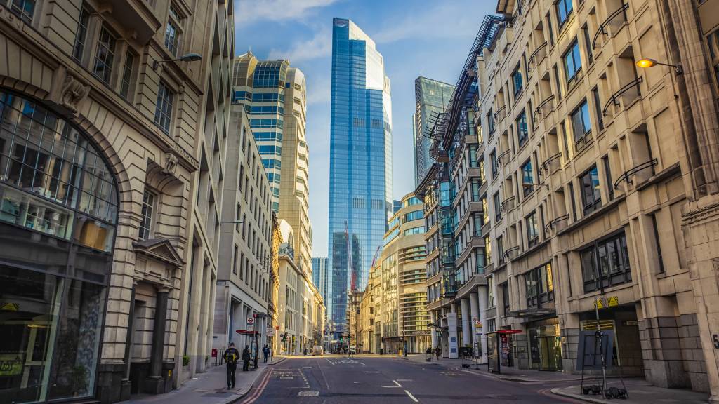 GettyImages-2139652276.jpg Londres na pandemia: a crise de proporção global acelerou a busca por ativos mais seguros