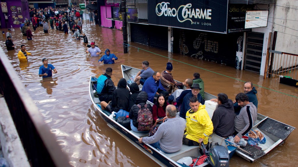 VIDAS INUNDADAS - Rio Grande do Sul: casos de leptospirose e impactos mentais depois das trágicas enchentes