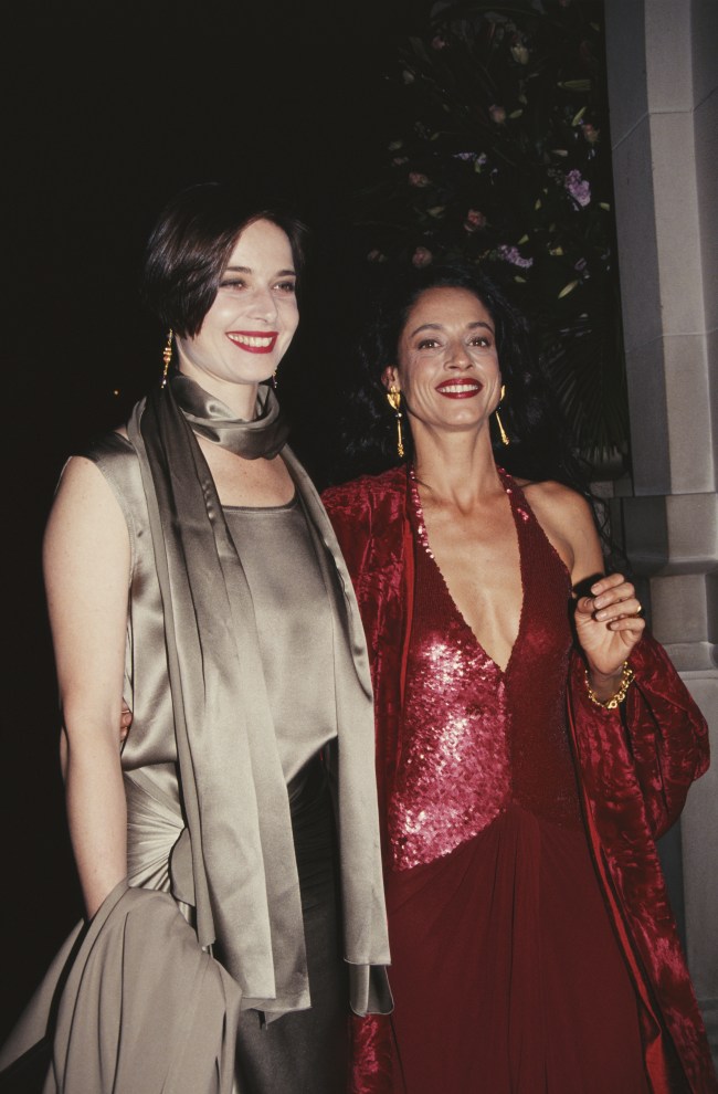 Isabella Rossellini e Sônia Braga no Met Gala de 1990