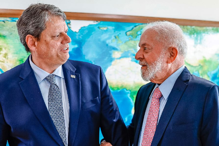 Com Lula em queda e Tarcísio em alta, mercado ajusta apostas para 2026