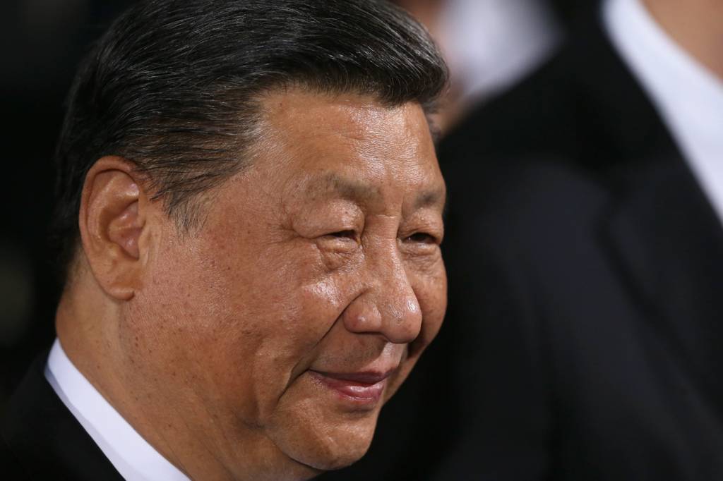 efespphotos397107.jpg Xi Jinping, presidente da China: o país quer diminuir sua dependência de dólares americanos