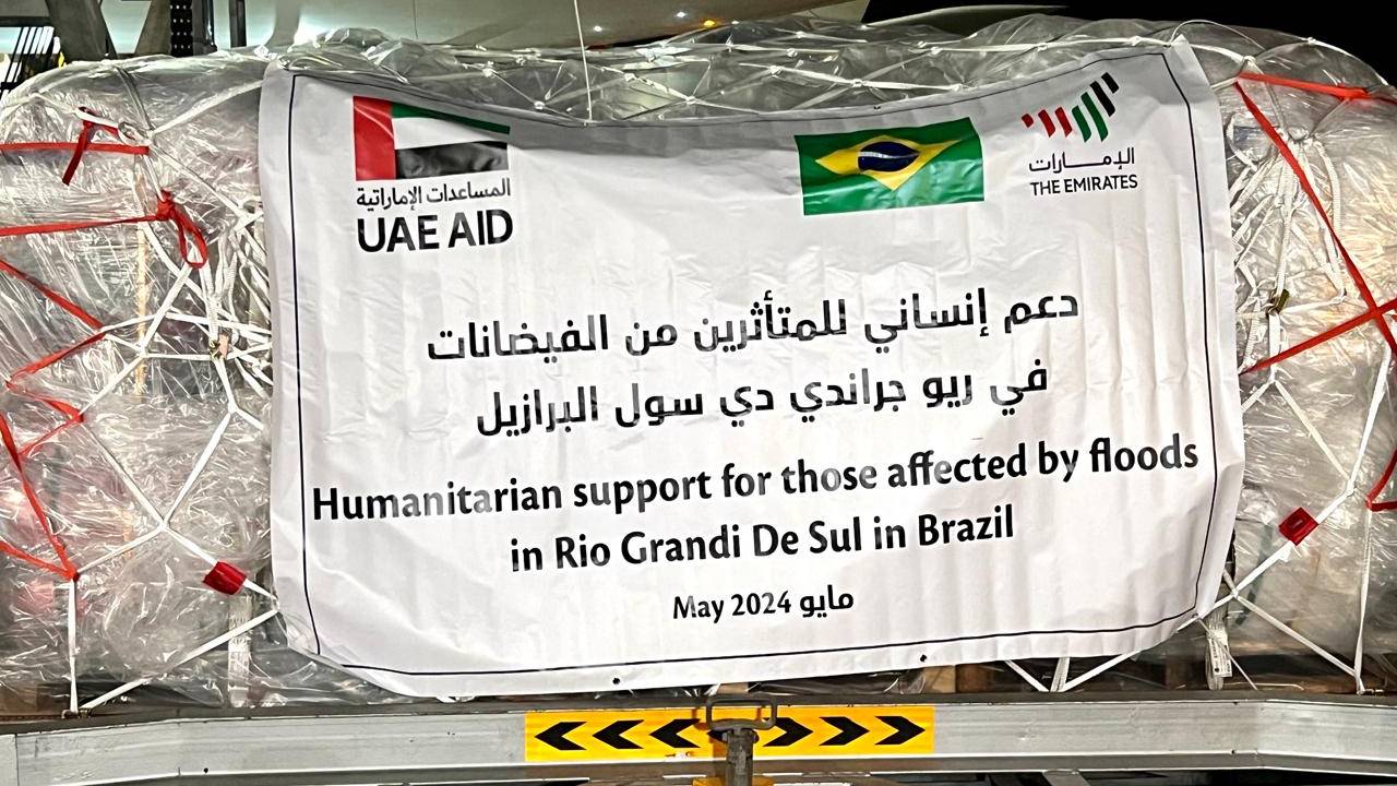 Pouso no sábado, 18, em São Paulo, o primeiro de três aviões com ajuda humanitária dos Emirados Árabes ao Rio Grande do Sul, com 64 toneladas de equipamentos e doações