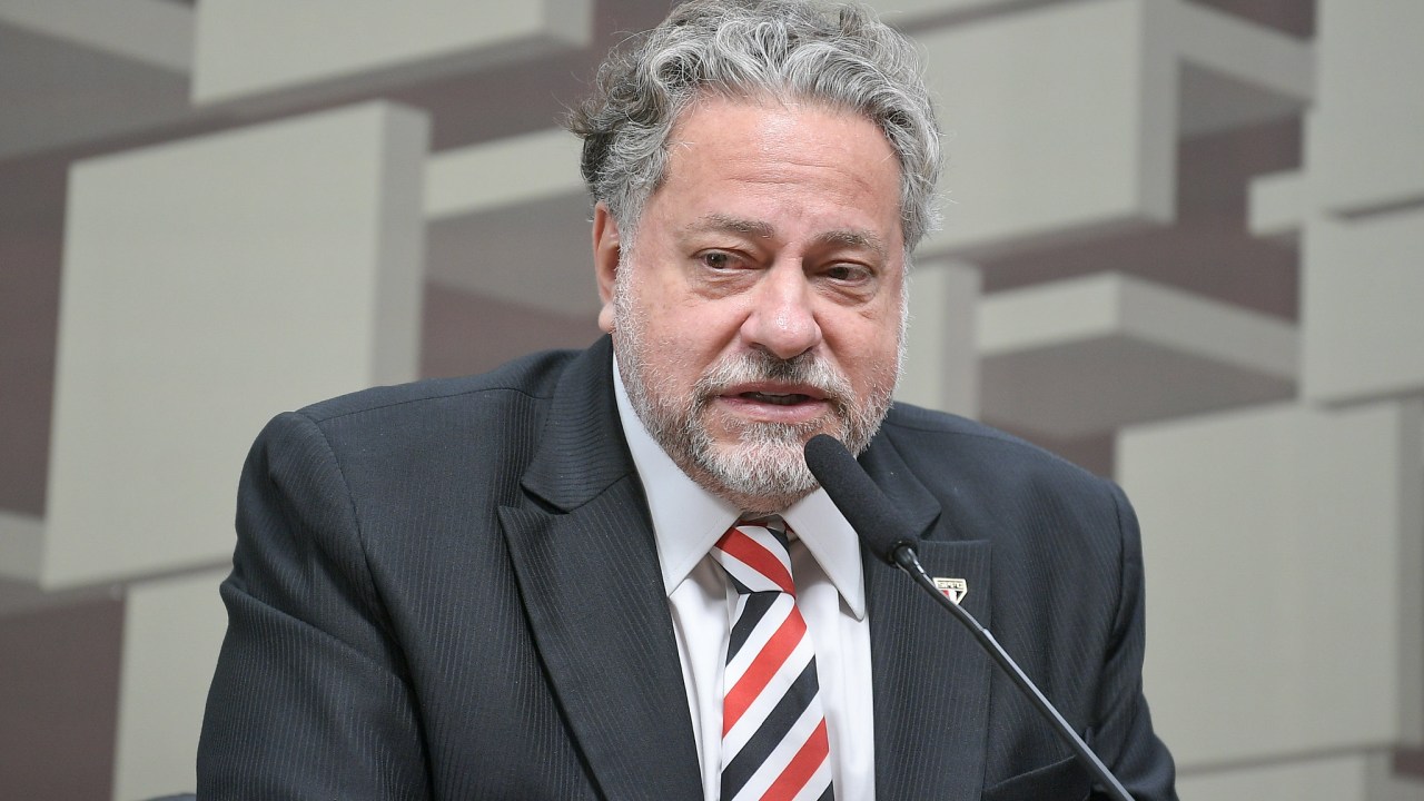 O presidente do São Paulo, Julio Casares: fundo para quitar R$ 250 milhões em dívidas bancárias