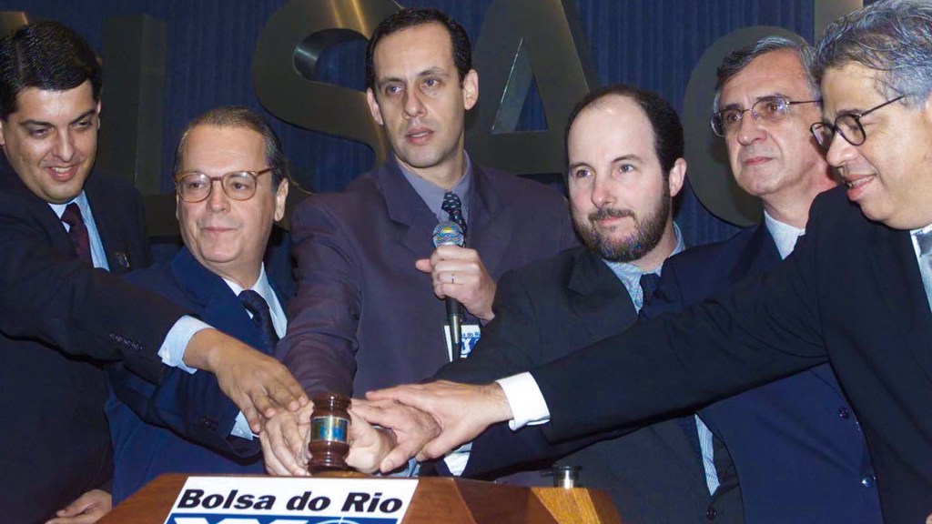Leilão do Banespa, em 2000, vencido pelo Santander: brecha na lei